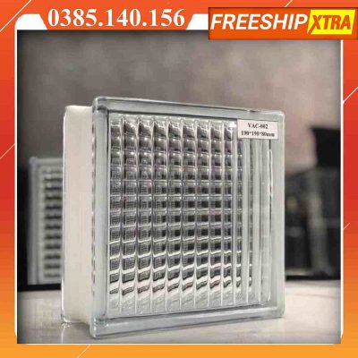 Gạch kính sọc đũa lấy sáng Parallel